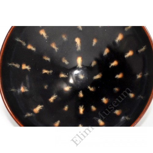 1609 A Jizhou-Ware "arrow-rayed" pattern bowl  